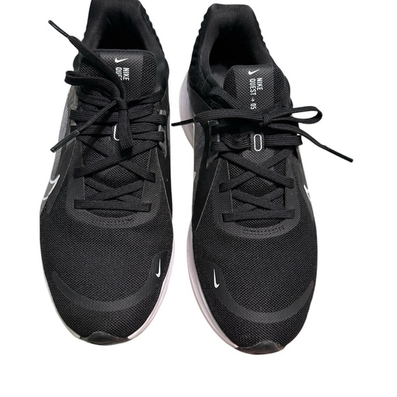 Nike Quest 05 Black and White Running women’s Shoes - Picture 3 of 7